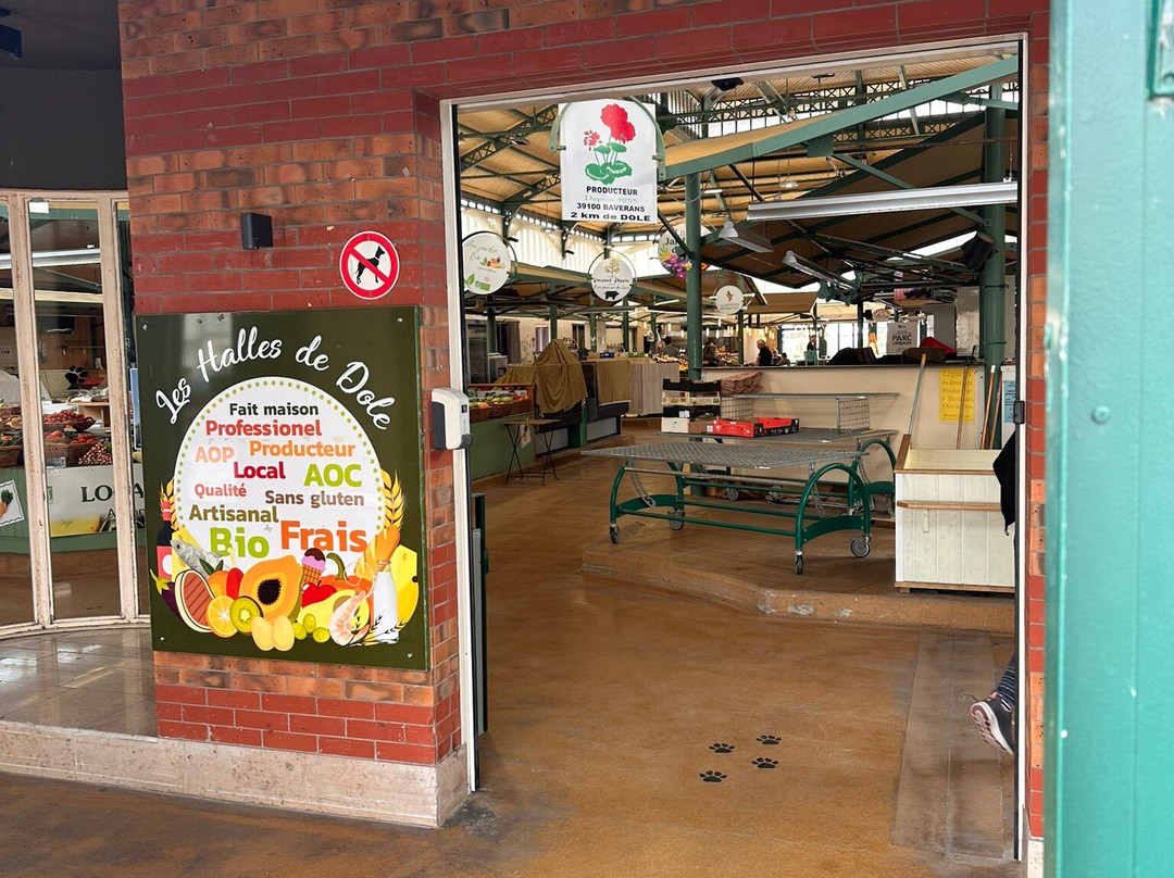 Collégiale Notre-Dame de Dole-多勒必去景点