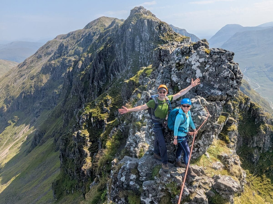 Girls on Hills-Glencoe Village必去景点