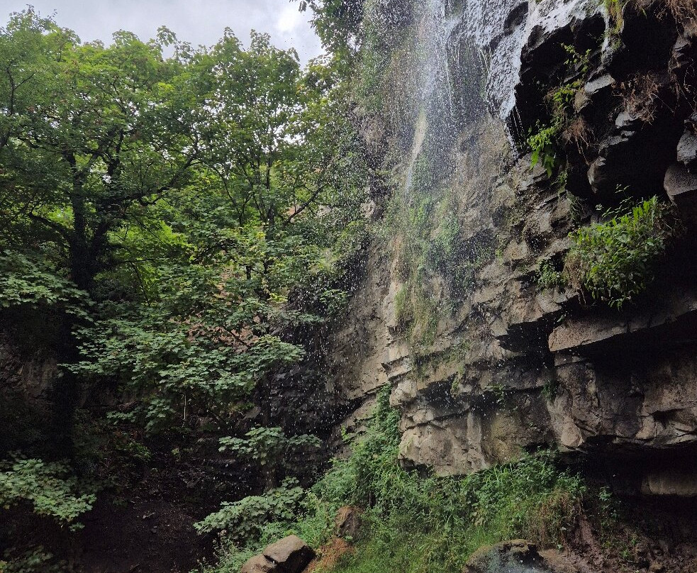 Tekdam Waterfall-马萨雷区必去景点