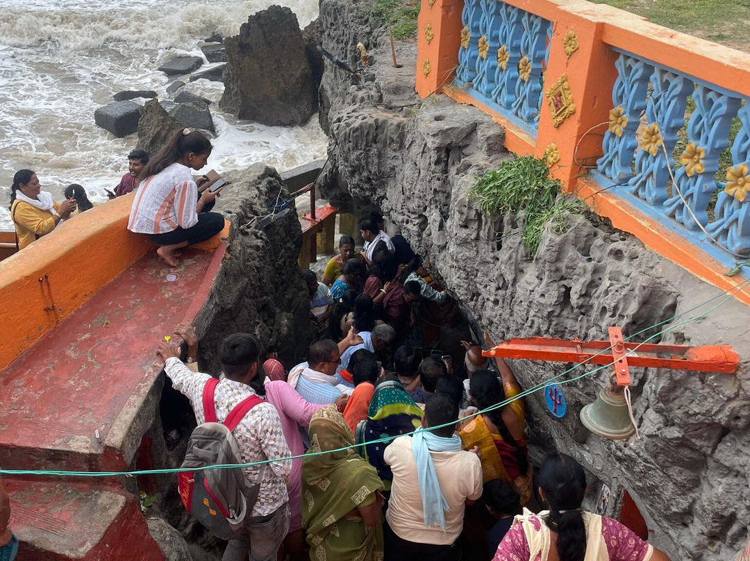 Gangeshwar Temple-弟乌必去景点