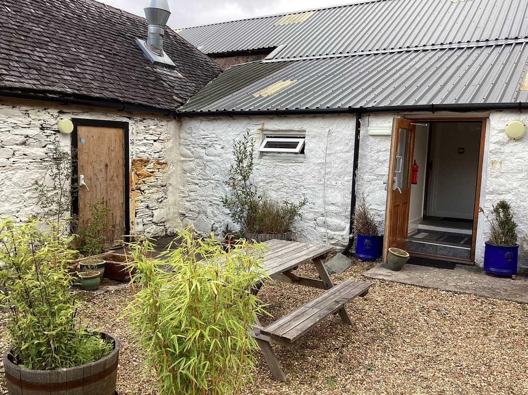 利文湖酒店主图