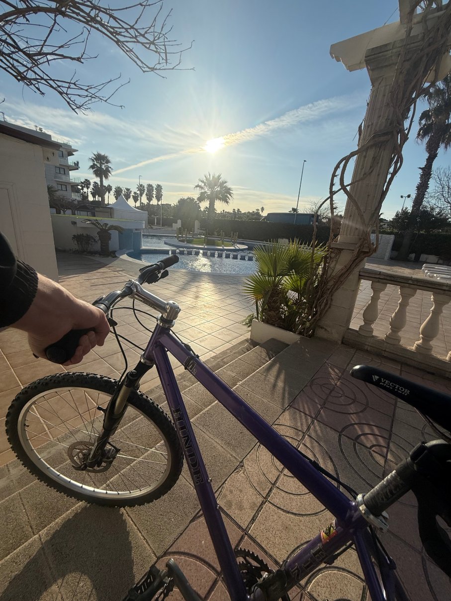 BAMBLUE精品公寓-泳池