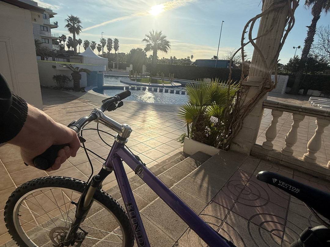 Bamblue Boutique Apartments主图