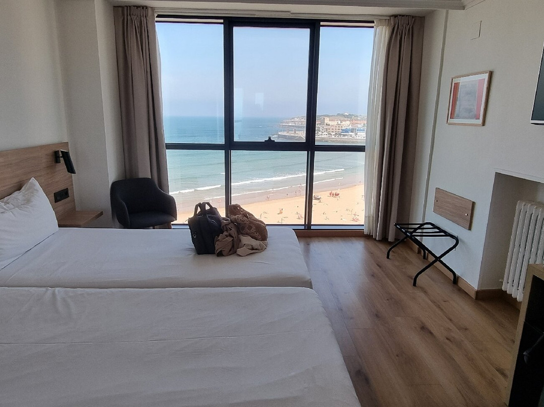 阿斯图里亚斯王子酒店主图