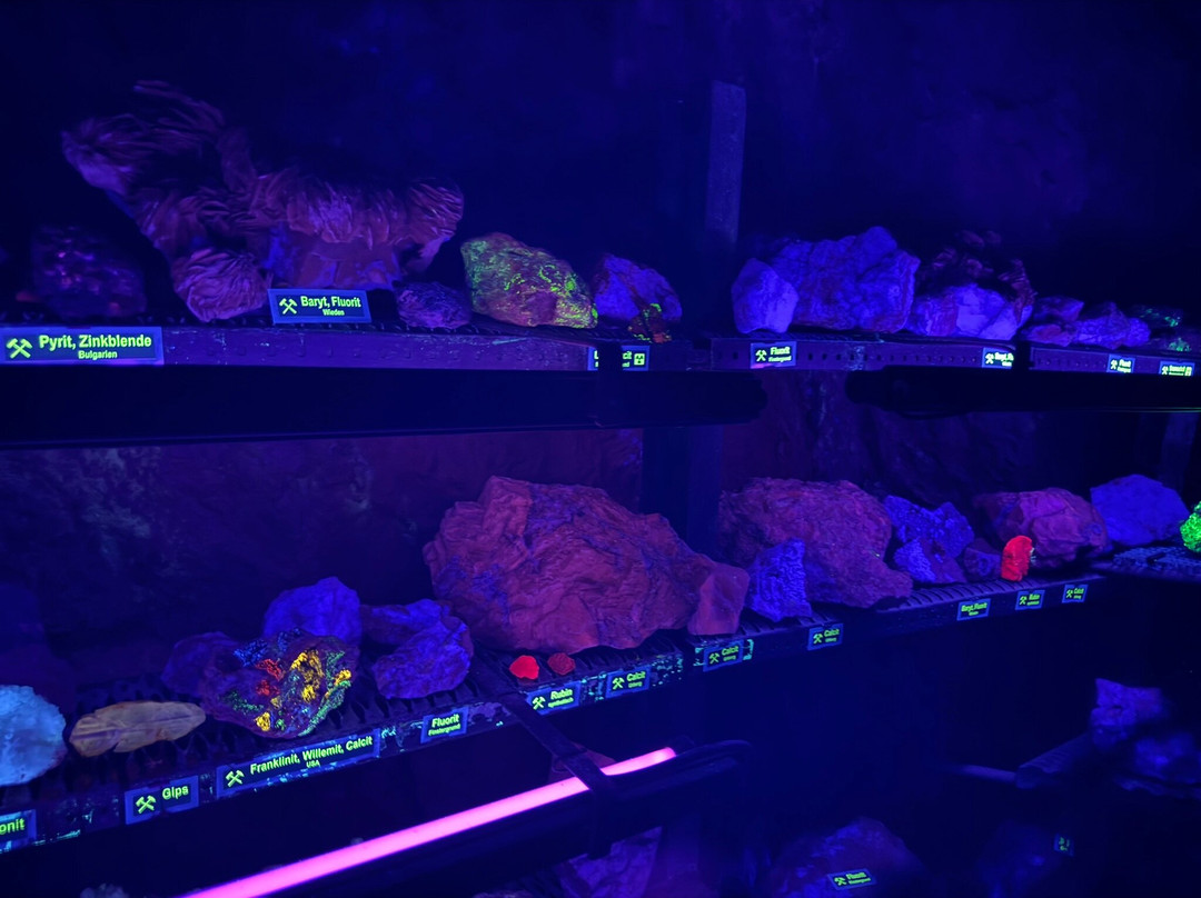 Bergwerk Finstergrund-Wieden必去景点