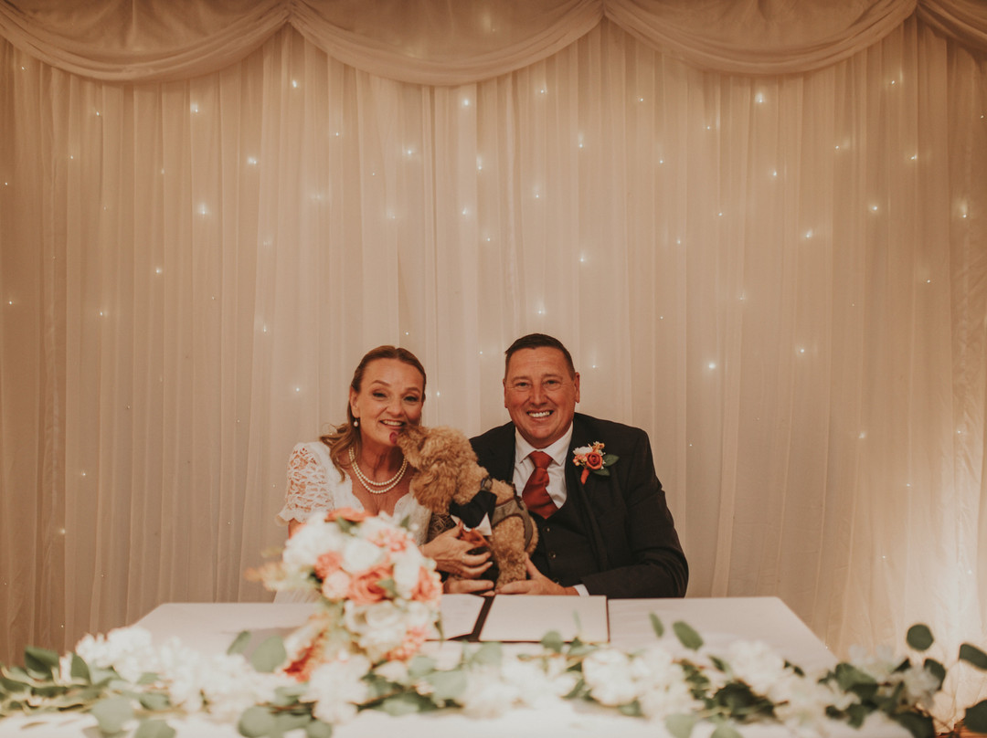 Fitzwilliam Arms Hotel主图