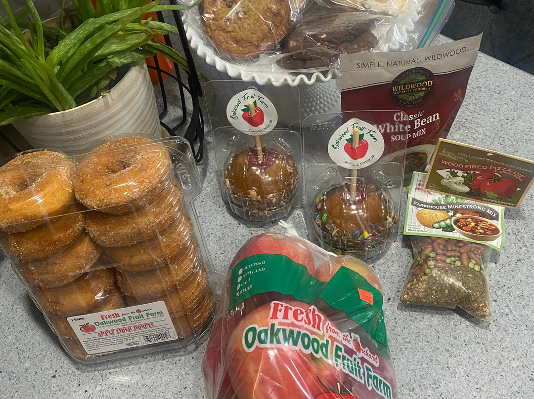 Oakwood Fruit Farm-Richland Center必去景点