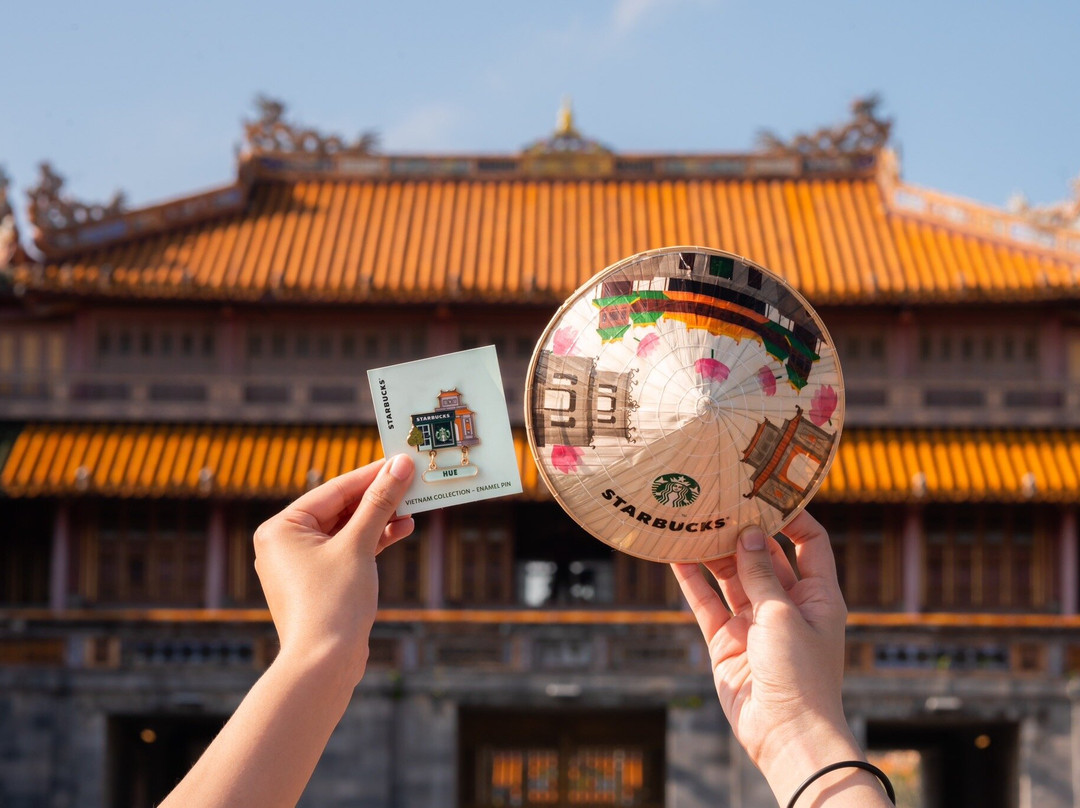 Starbucks Hue