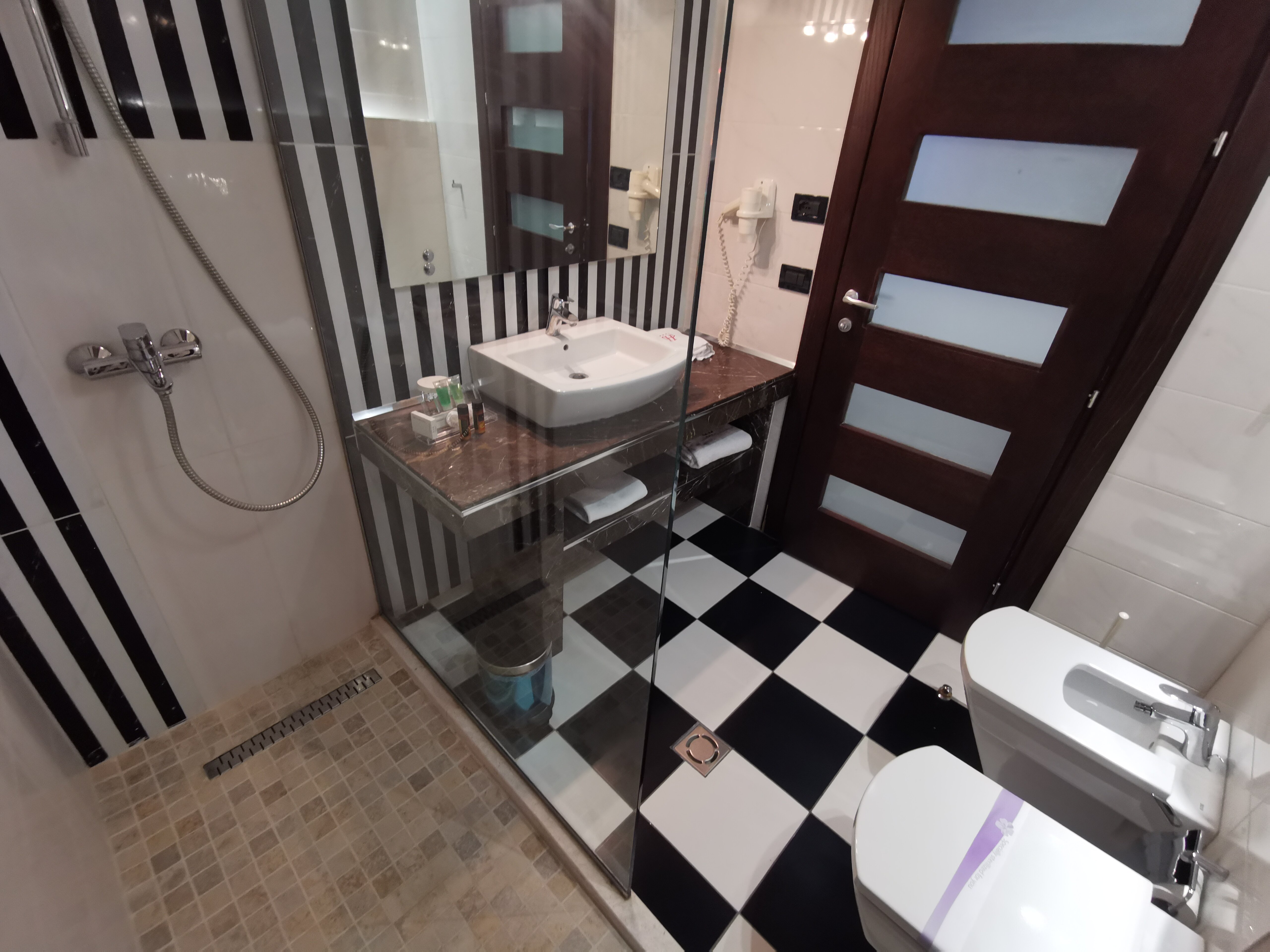 Hotel Partner & Spa , Vlorë-浴室