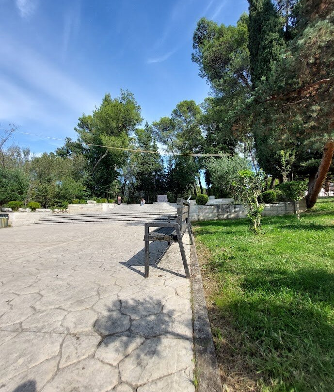 Grand Park (Parku i Madh)-地拉那必去景点