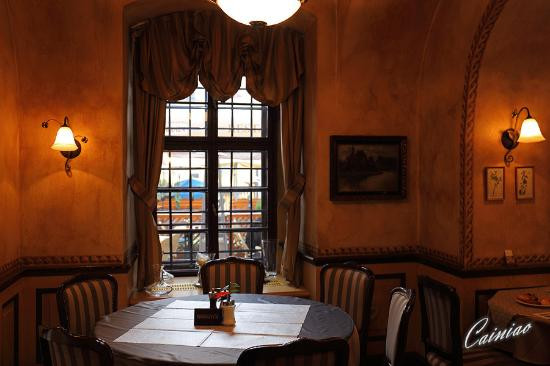 珀德薇姿酒店主图