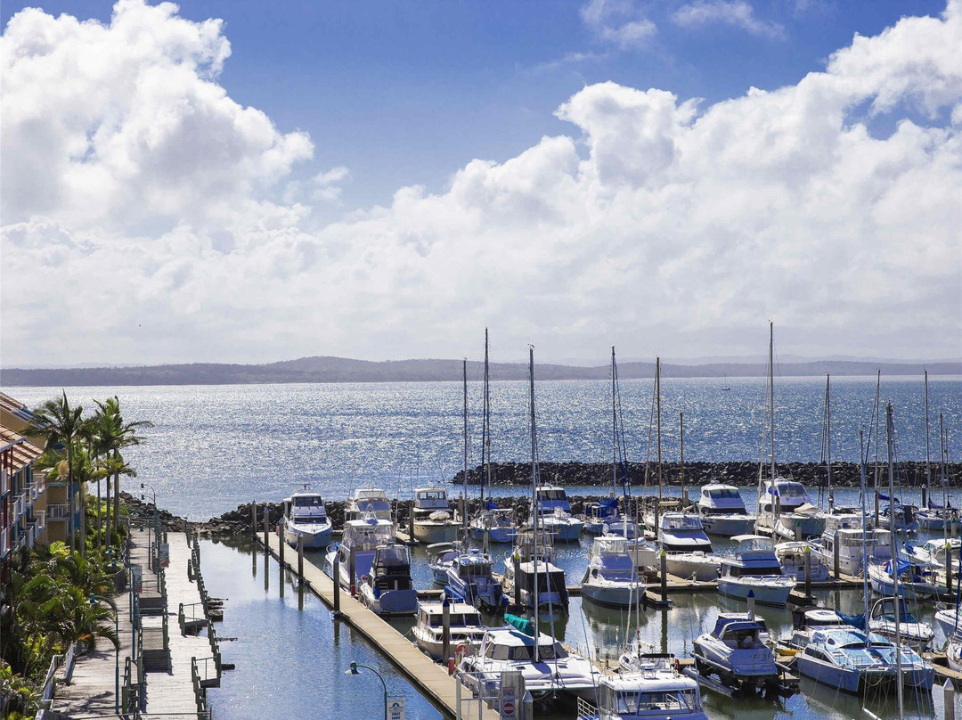 曼特拉赫维湾酒店主图