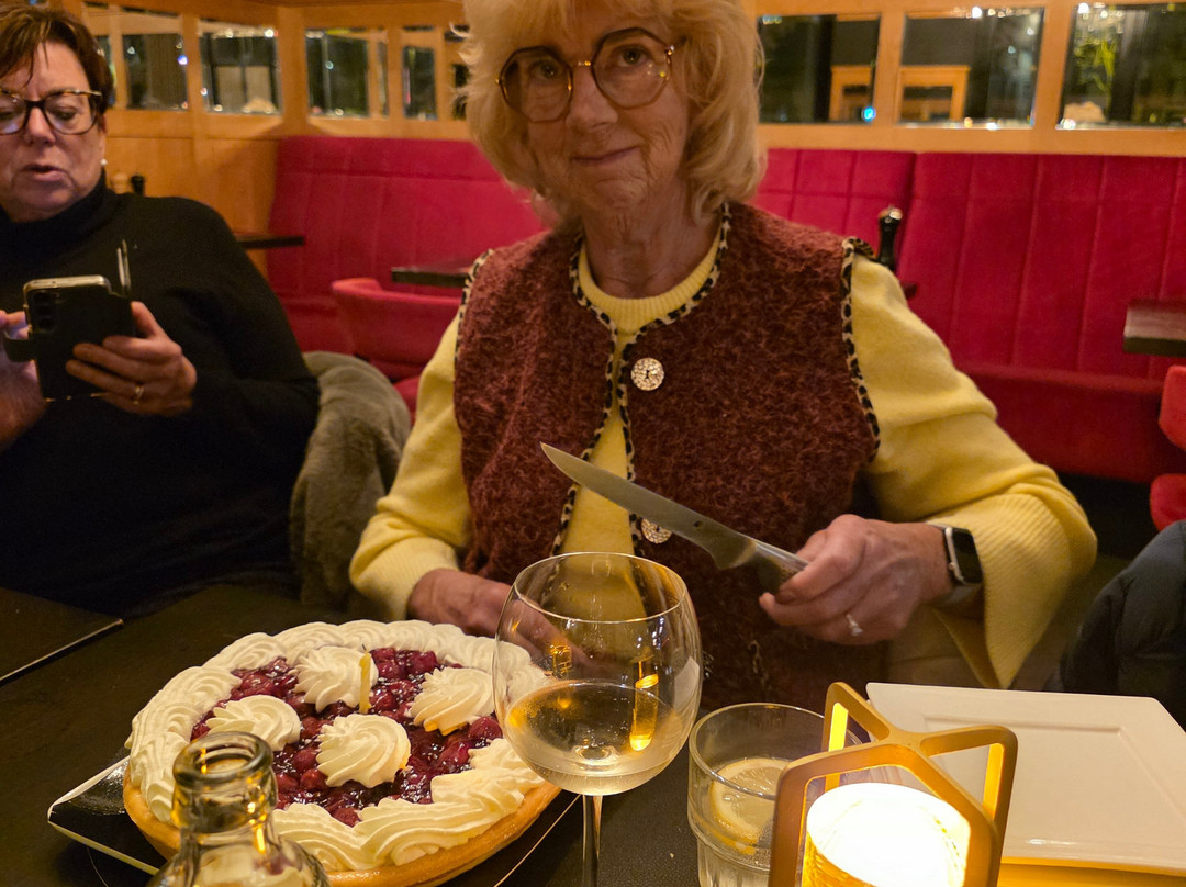 Cafe Restaurant Manou