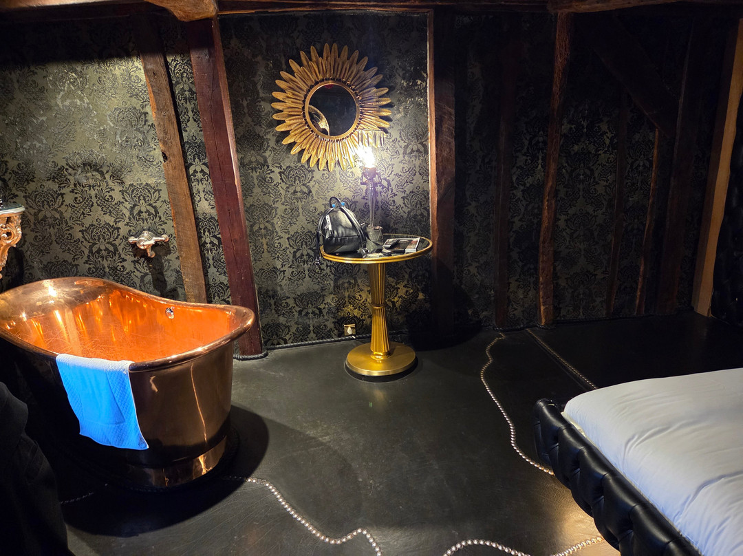 疯狂熊比肯斯菲尔德酒店主图