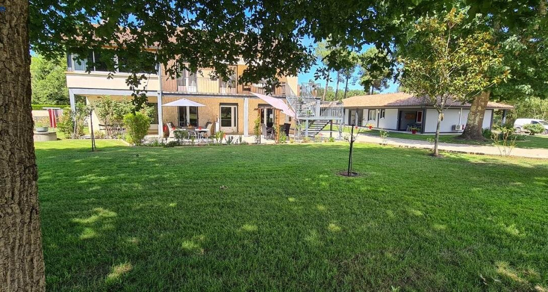 La Farguaise Residence Hotel主图