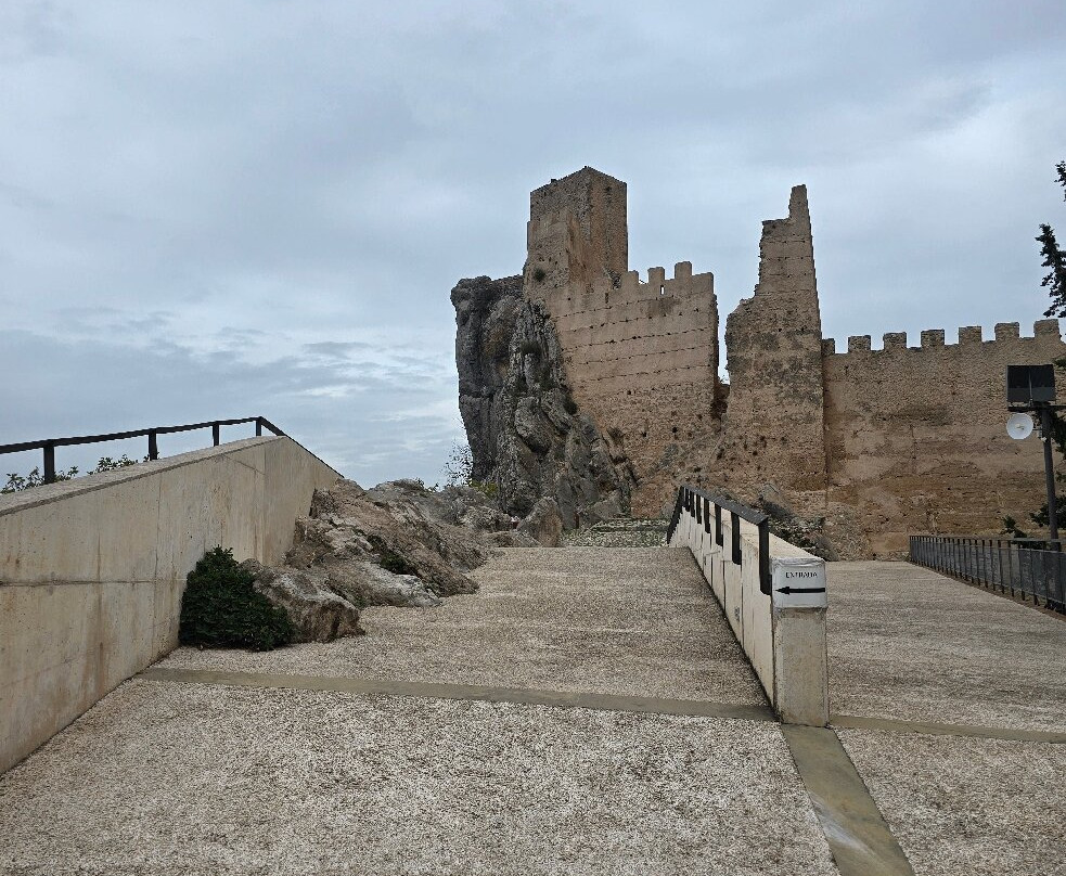 Castillo de La Iruela-La Iruela必去景点