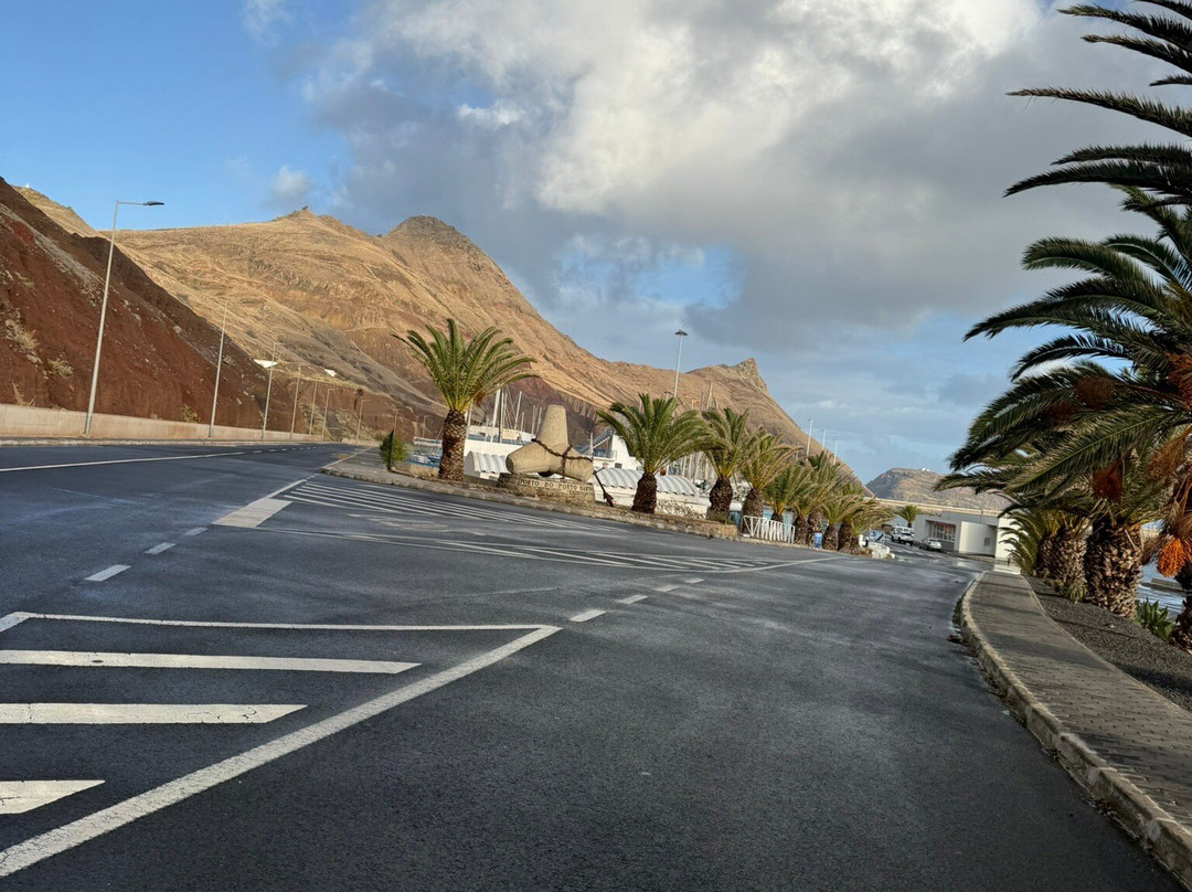 Concrete Sculpture-Vila Baleira必去景点