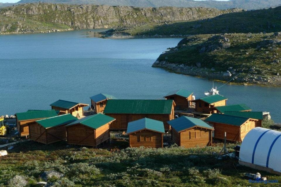 Lax-a Greenland Camp