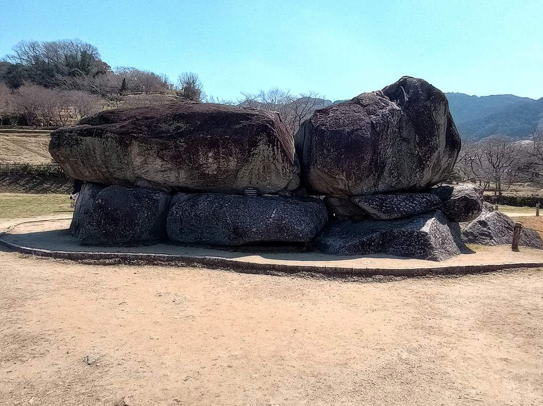 石舞台古坟-明日香村必去景点