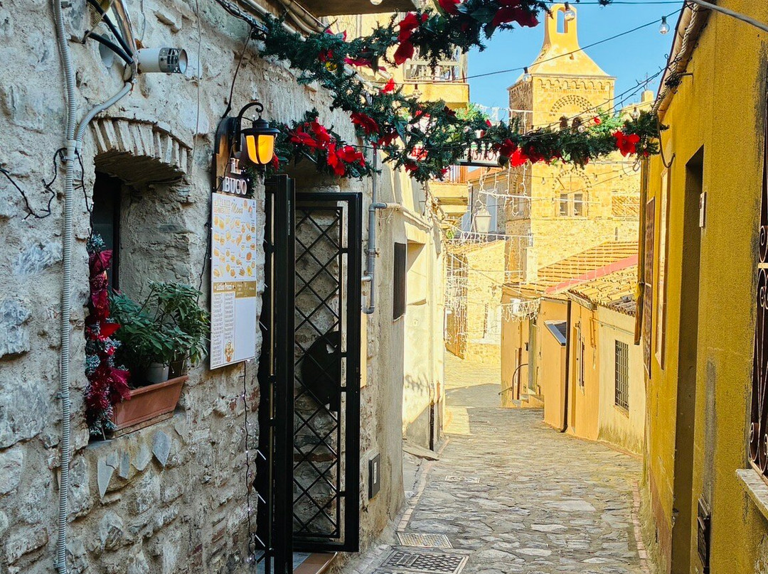 Chiesa Matrice-Rocca Imperiale必去景点