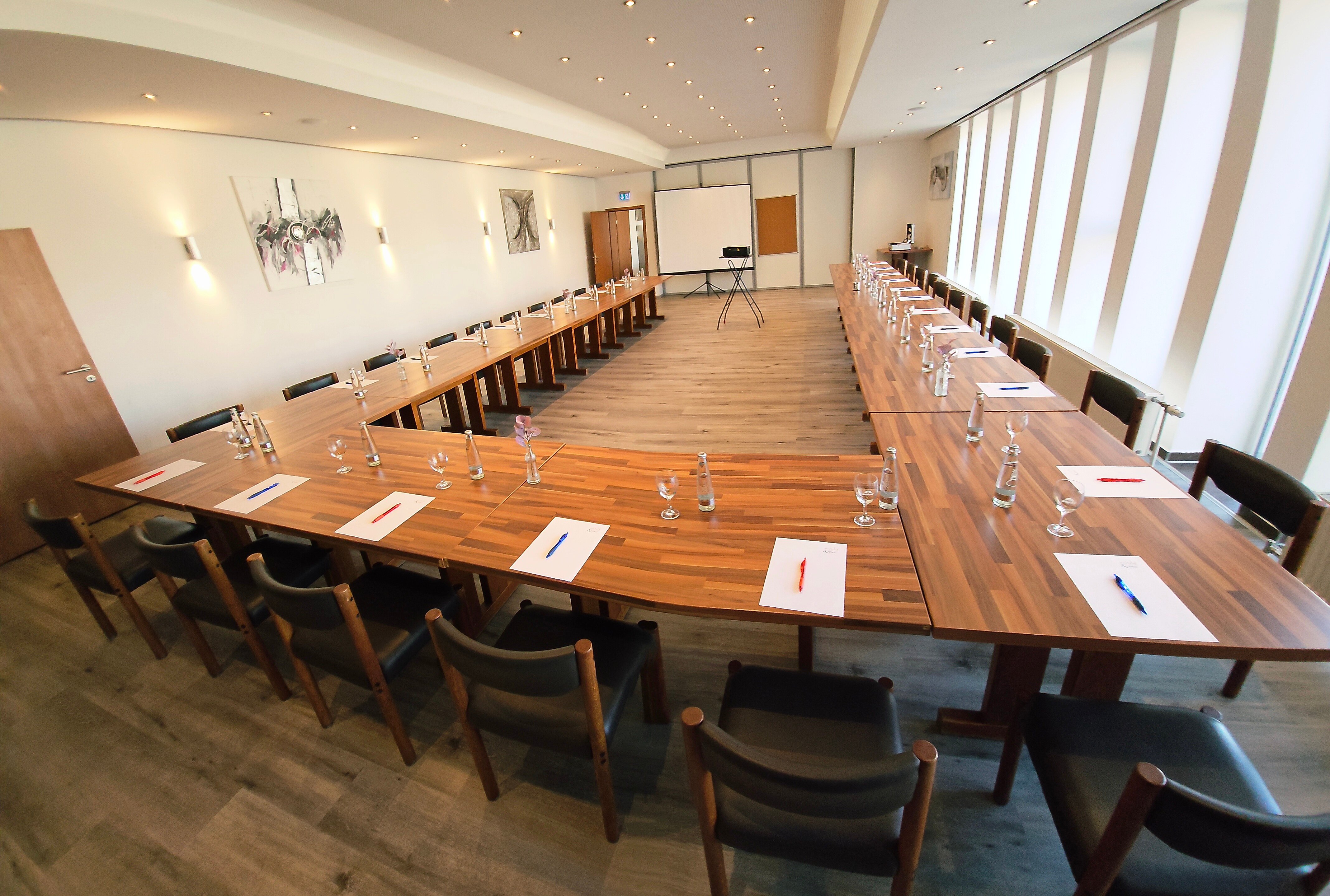 Hotel Krone-商务中心/多功能厅