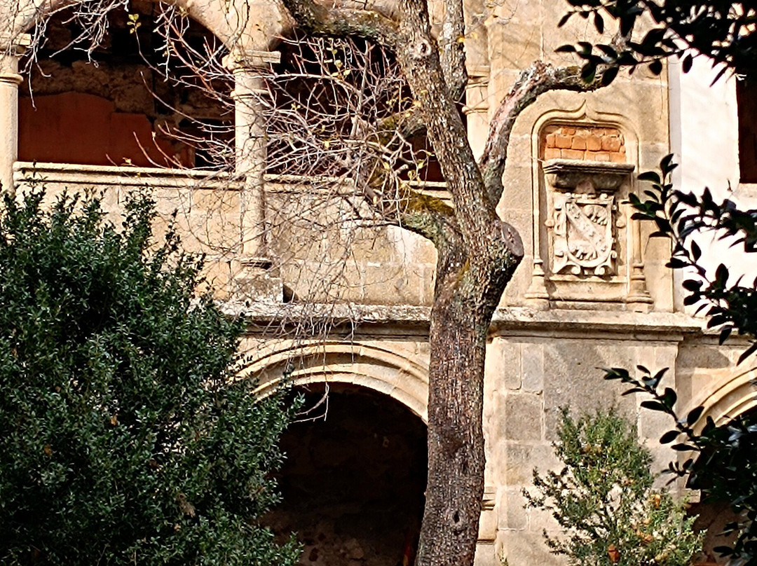 Monasterio de Guisando-El Tiemblo必去景点