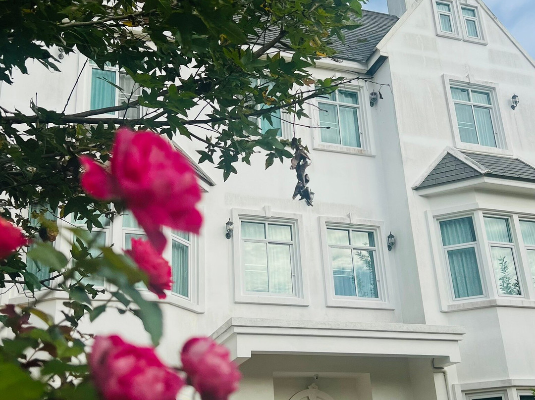 Hillsborough the English Country House主图