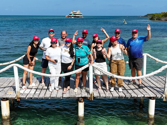 Travel&Diving-麦德林必去景点