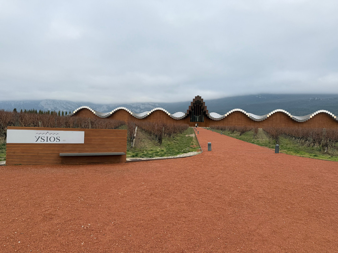 Bodegas Ysios-拉瓜迪亚必去景点