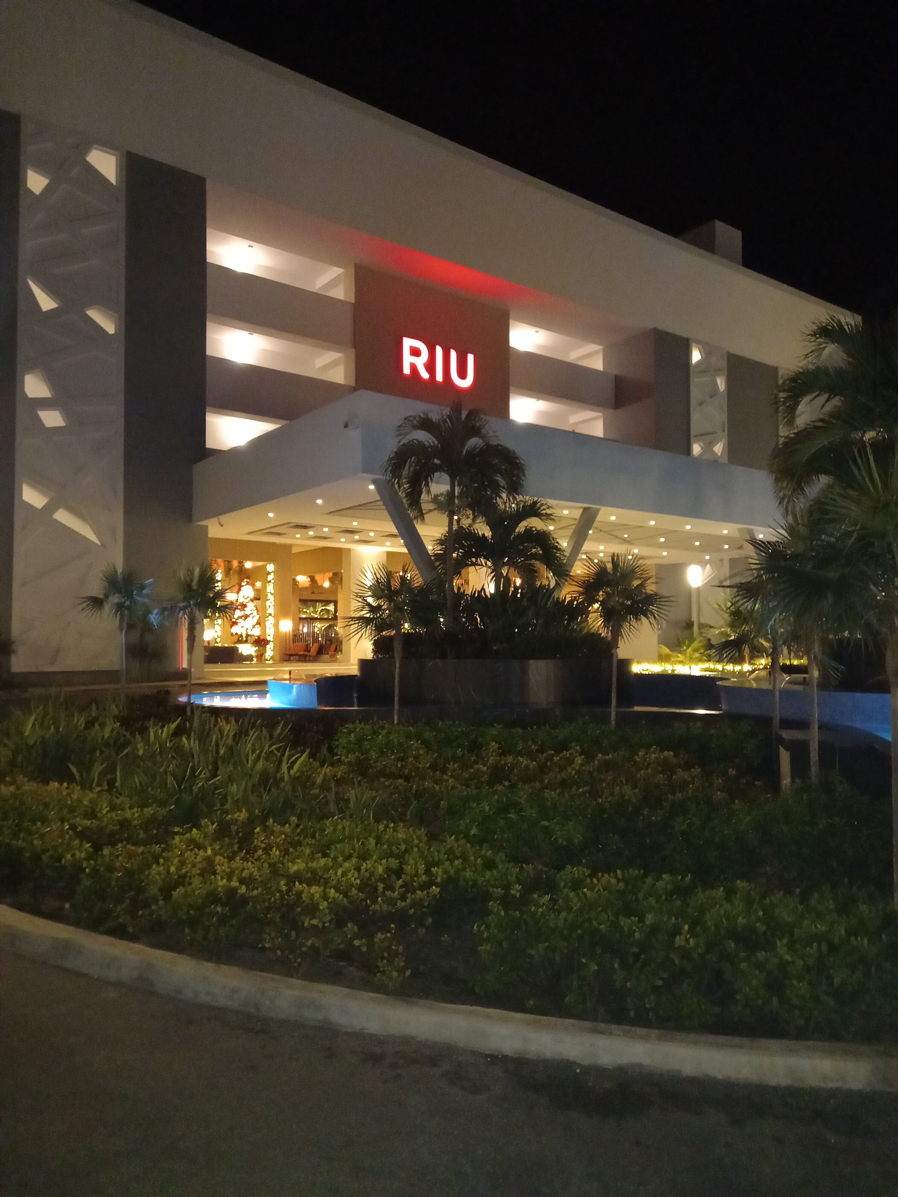 Hotel Riu Latino-官方