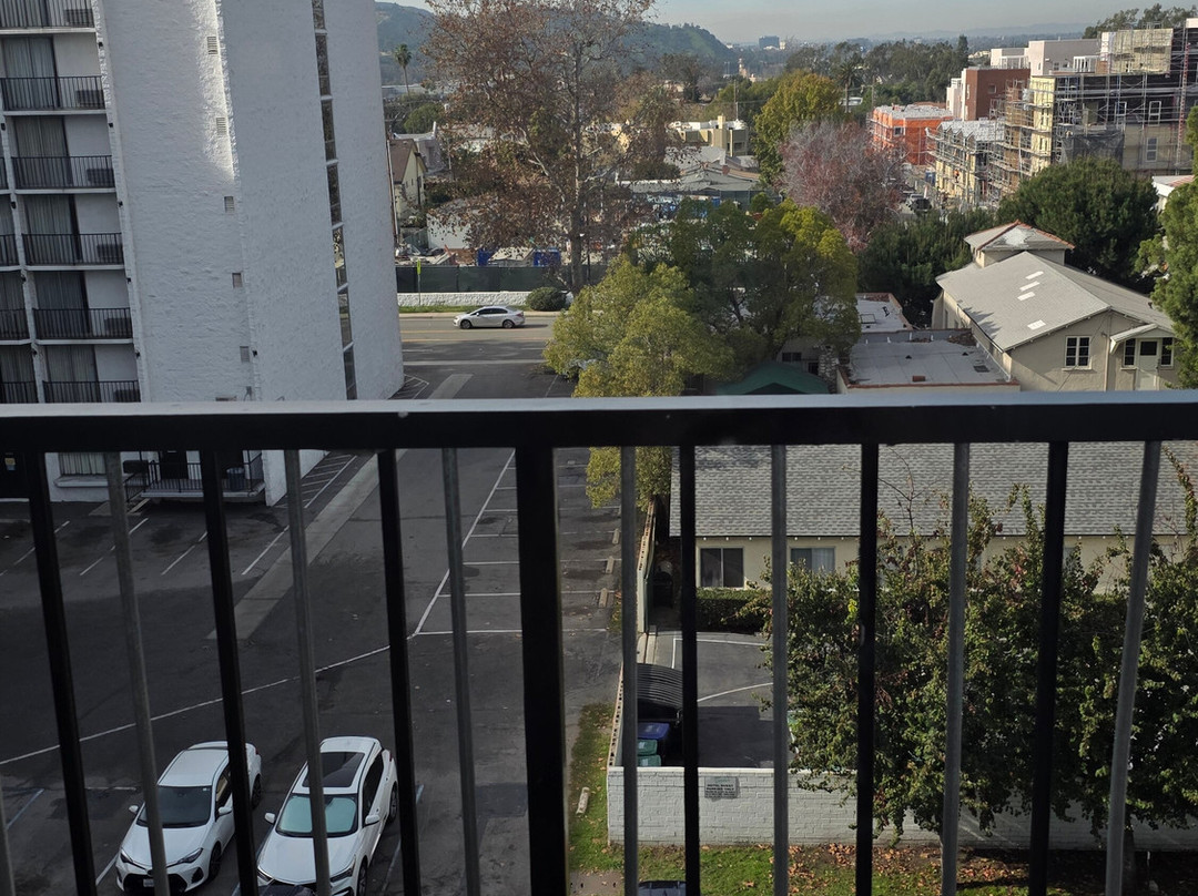 格伦代尔戴斯酒店主图