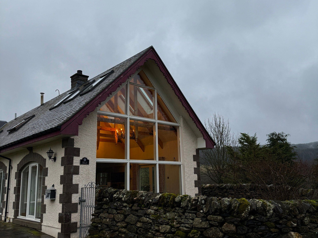 Errichel Cottages主图