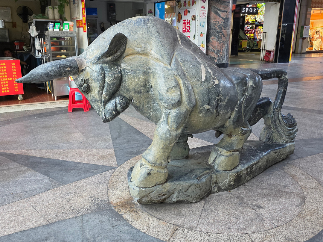 三亚解放路步行街-三亚市必去景点