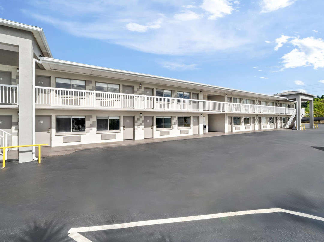 Fedhaven酒店住宿-Rodeway Inn