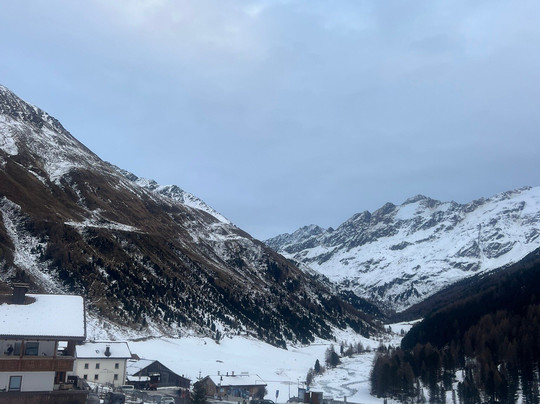 Hotel Alpenjuwel主图