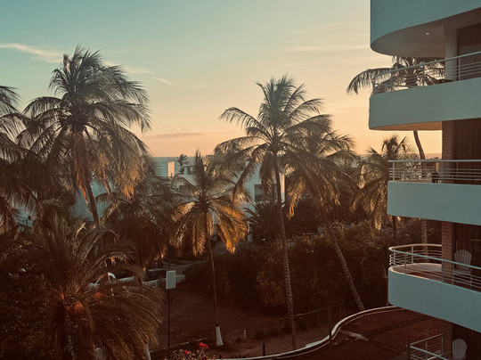 Hotel California主图