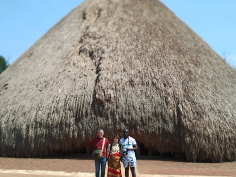 Vialey Kankou Tours-坎帕拉必去景点