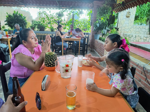 Union Juarez餐馆和美食-EL GALLINERO