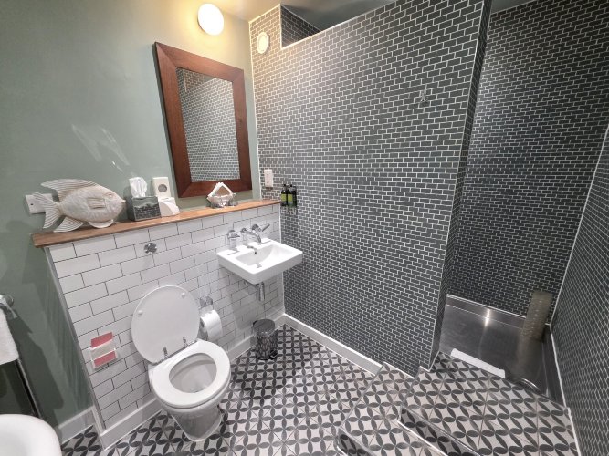 杜威恩餐馆酒店-布莱顿-浴室