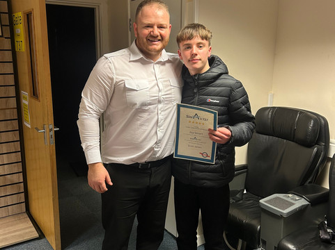 Simair737 Flight Simulators-切尔滕纳姆必去景点