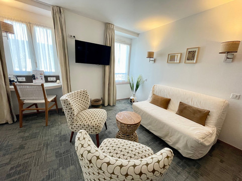 欧洲弗朗西斯涛特尔酒店主图