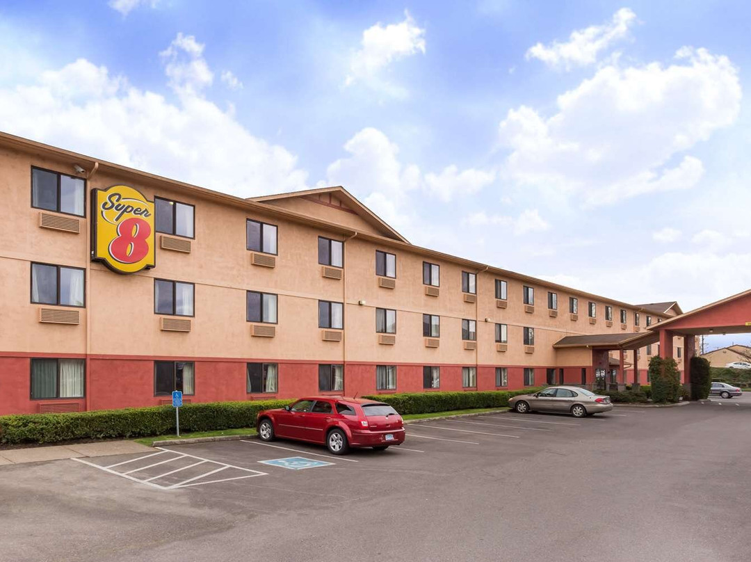 科瓦利斯温德姆速8酒店