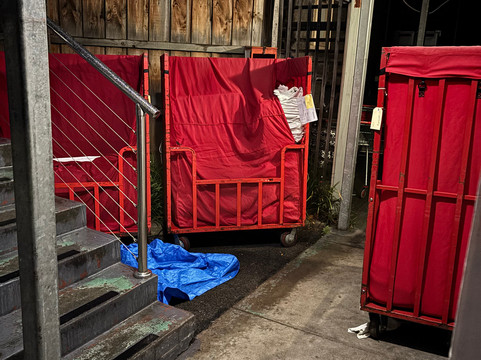 艾德米拉缇旅馆主图