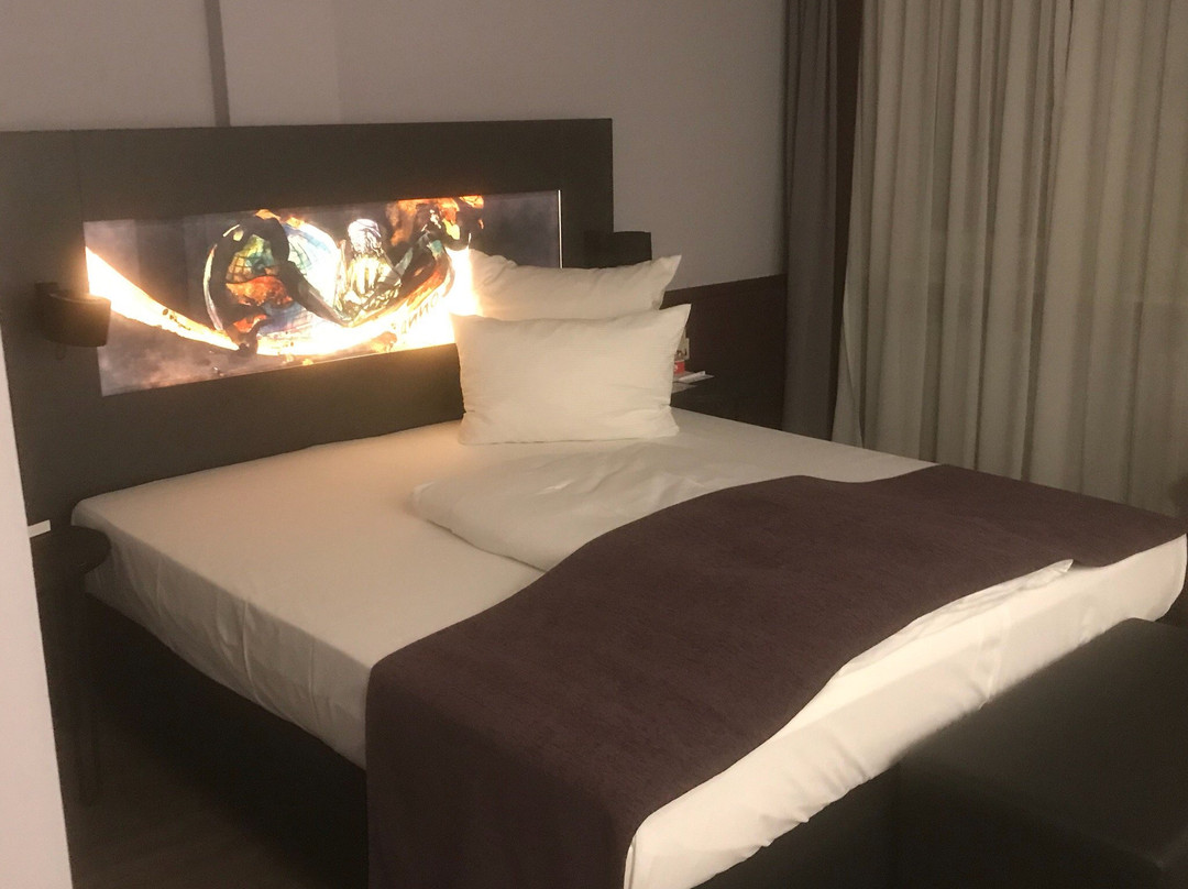 戈洛斯彻布朗酒店&旅社主图