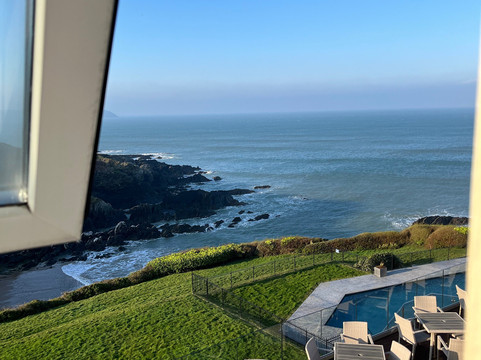 霍特密斯酒店主图