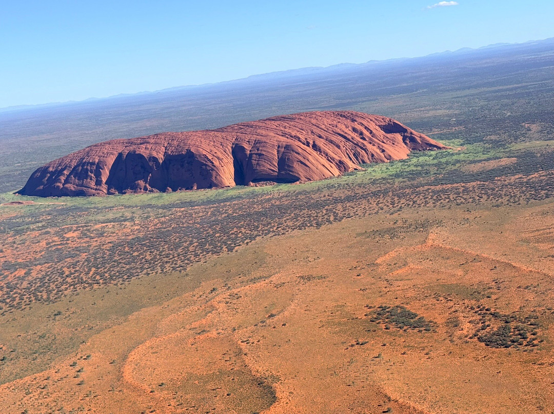 Ayers Rock Helicopters-尤拉拉必去景点