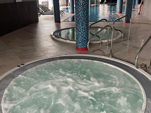 沃茵斯基Spa酒店主图