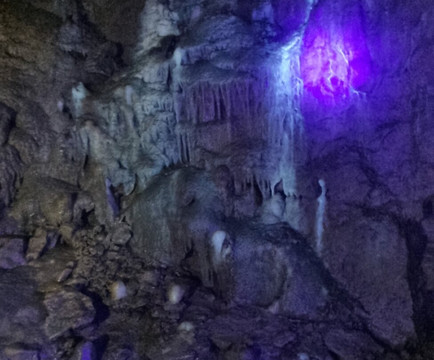 Stump Cross Caverns-Pateley Bridge必去景点
