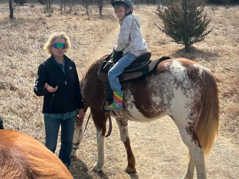 Christine's Horseback Riding-卡尼必去景点