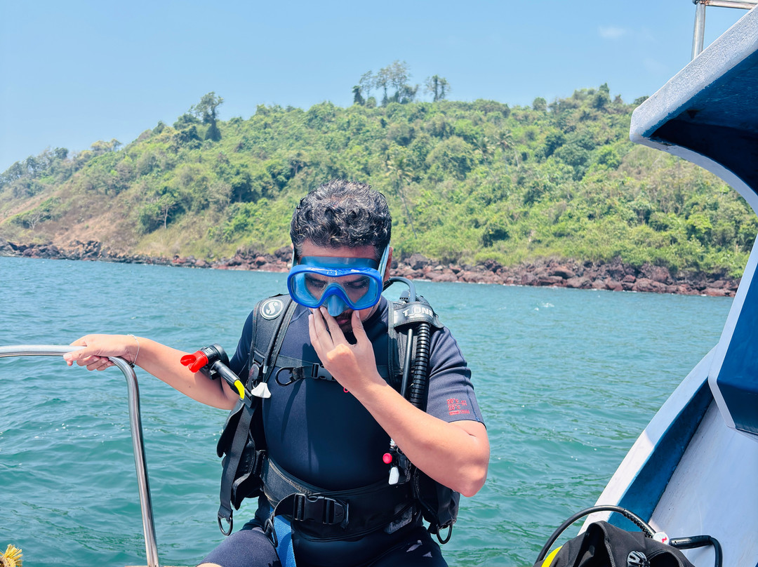 Flyingfish Scuba School-加兰古特必去景点